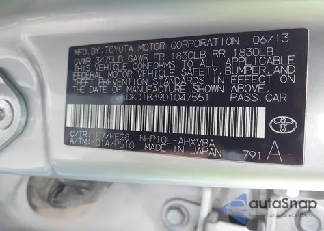 2013 Toyota Prius C One z USA, uszkodzony, nr VIN JTDKDTB39D1047551